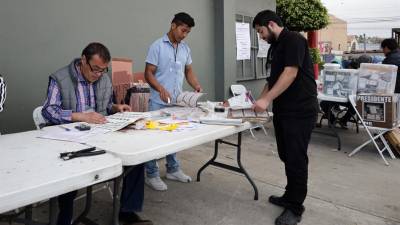Los centros de votación cerraron pacíficamente este domingo en las elecciones presidenciales de México.
