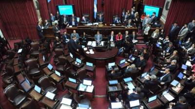 El Senado argentino discute medidas sobre los fondos buitres.