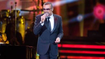 El cantante británico George Michael falleció el domingo a la edad de 53 años en su residencia en Londres, Inglaterra.