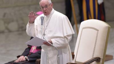 El Papa respondió de manera espontánea a las preguntas sobre los últimos sínodos sobre la familia. AFP