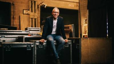 Marco es un cantante de música cristiana contemporánea. Ha estado nominado a los premios Grammy Latinos.