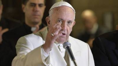 El papa Francisco ha confirmado su intención de hacer un viaje a Argentina en 2016, según él mismo dijo en una entrevista con una publicación parroquial de las cercanías de Buenos Aires difundida hoy por medios italianos.