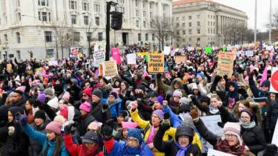 La multitudinaria Marcha de las Mujeres se desarrolló por cuarta ocasión en Washington. Fotos: AFP