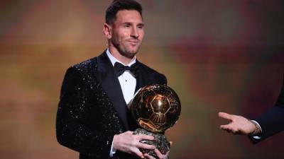 Lionel Messi fue premiado como el mejor jugador del 2021. Foto AFP.