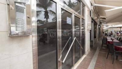 El edificio donde ocurrió la agresión a la joven hondureña.