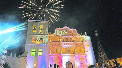 Las autoridades locales esperan la llegada mañana 31 de más de 25,000 personas que vivirán intensamente el evento.