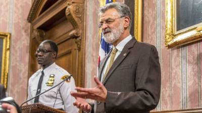 El alcalde de Cleveland, Frank Jackson, pidió a la comunidad respetar el veredicto de las autoridades.