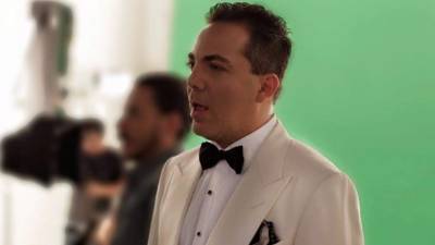 Cristian Castro cree que Luis Miguel está mal acompañado.