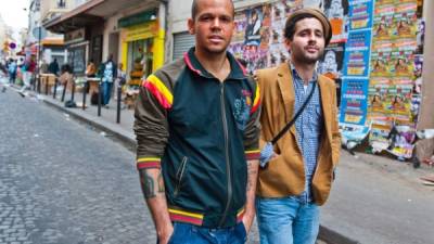 Los Grammy Latino se dan cita en una gran fiesta, con Calle 13 como favoritos.