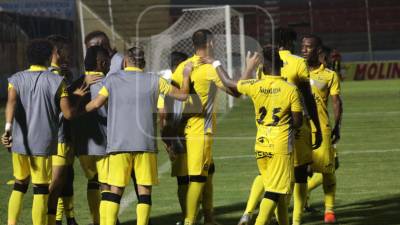 Los catedráticos no tuvieron problemas para imponerse ante el Victoria.