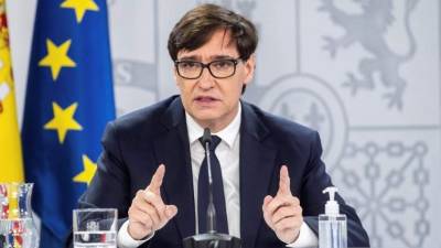 El ministro de Sanidad explicó que las inyecciones llegarán a todas las regiones.