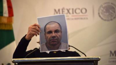 La foto de Joaquín 'El Chapo' Guzmán fue presentada en una conferencia de prensa por la procuradora Arely Gómez.