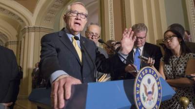 Harry Reid es uno de los legisladores que más ha batallado por los derechos de los inmigrantes. EFE/Archivo