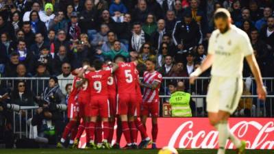 El Girona asaltó el Santiago Bernabéu al bajarse al Real Madrid. FOTO AFP.
