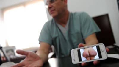 La Fiscalía ha imputado a algunos esteticistas y médicos, otros casos están en investigación.