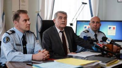 Las autoridades policiales investigan el abominable caso.