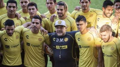 El argentino Diego Armando Maradona dirigió el Dorado de Sinaloa por varias temporadas.