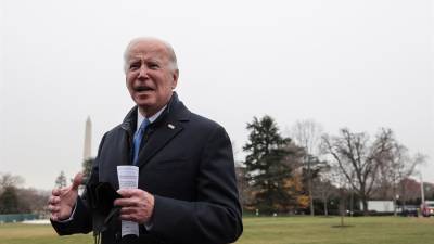 Fotografía de archivo del presidente estadounidense Joe Biden en el jardín sur de la Casa Blanca.