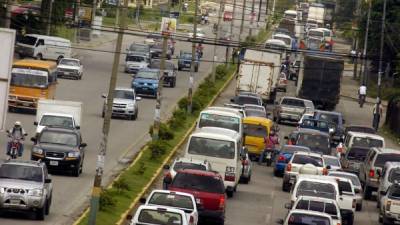 Solo en San Pedro Sula se calcula que circulan unos 300,000 vehículos.