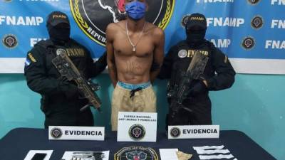 El detenido fue identificado como Luis Steb Sanders Cáceres (26), más conocido como 'EL Menor'.