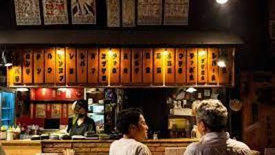 Los bares y restaurantes han sufrido grandes pérdidas en las ventas de alcohol a raíz de la pandemia.