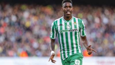 Junior Firpo cuenta con 22 años de edad y llega al Barcelona tras destacar en el Real Betis. Foto Cadena Ser.