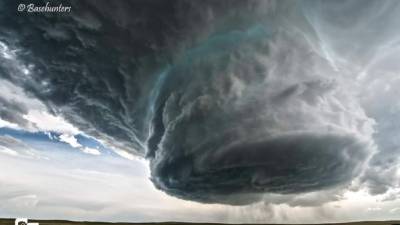 El grupo también compartió una foto de otra tormenta en Wyoming en Twitter.