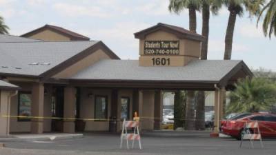 Arizona sigue habilitando albergues para acoger menores centroamericanosVista de un edificio en Tucson, Arizona, donde la organización Southwest Key operará un albergue para alojar a los menores centroamericanos que continúan llegando al país. EFE