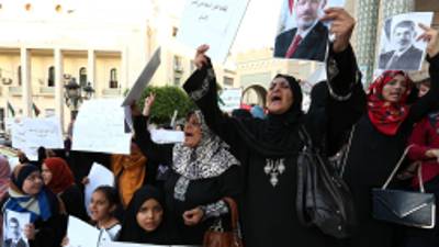 Un grupo de mujeres en Libia le enviaron su apoyo el derrocado presidente Mursi.