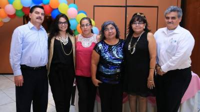 Óscar y Andrea Sagastume, Ema Escobar, Olga Marina Paz, Guadalupe Sagastume y Edgardo Fuentes.