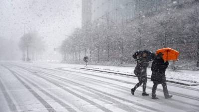 Varios vuelos fueron cancelados por la tormenta. AFP