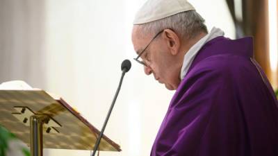 El papa Francisco envió este viernes un videomensaje con ocasión de la inédita Semana Santa sin fieles. AFP