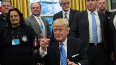 Trump se aprestar a anunciar sus primeras leyes migratorias. AFP.