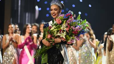 Miss Universo Estados Unidos 2022, R'Bonney Gabriel, tras ganar Miss Universo 2023.
