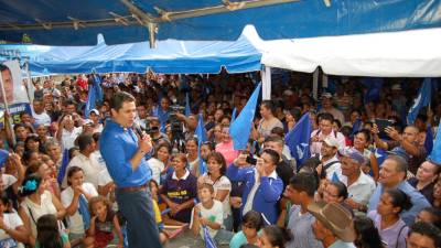 Juan Orlando Hernández compatió con los capitalinos.