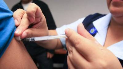 El sarampión puede causar diarrea severa, neumonía, pérdida de la visión y hasta la muerte.