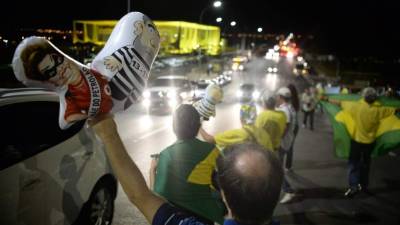 Las protestas a favor y en contra de la mandataria se han dado en las principales ciudades de Brasil. Foto: AFP