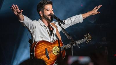 Imagen de archivo del cantautor colombiano Camilo.