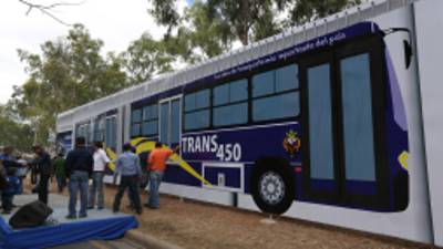 Transportistas afectados con sistema Trans 450 se beneficiarían con “chatarrazo”.