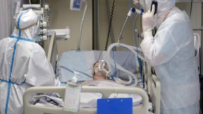 Las hospitalizaciones han aumentado en el sur de EEUU tras el incremento de casos por la variante delta.//AFP.