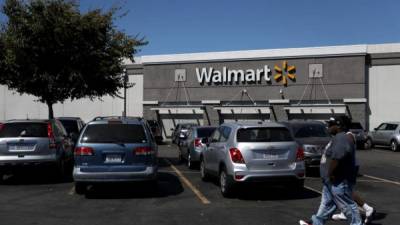 Más de 20 personas murieron en un tiroteo en un Walmart de El Paso, Texas, hace un mes./AFP.