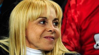 Villafañe es acusada de ocultarle la compra de propiedades a Maradona en Miami, Estados Unidos, cuando estaban casados.