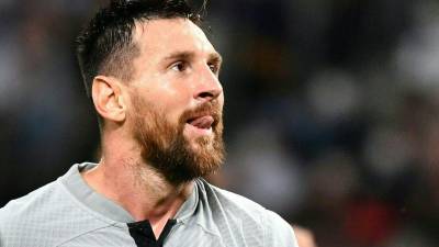 Lionel Messi marcó un gol en la victoria 2-1 del PSG ante Kawasaki Frontale en su gira por Japón.
