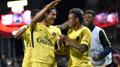 Edinson Cavani y Neymar conforman uno de los ataques más peligrosos en Europa junto a Mbappé.