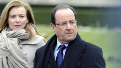El presidente Hollande y su pareja Valérie Trierweiler.