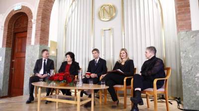 Los nueve Estados que poseen la bomba atómica afirman de que este armamento sirve para disuadir conflictos y promover la paz. / AFP PHOTO / NTB Scanpix / Braastad, Audun / Norway OUT