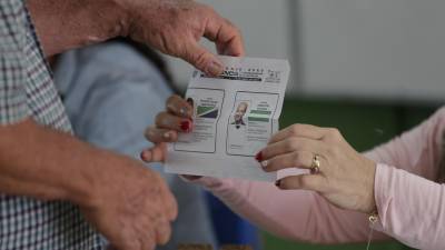3,5 millones de costarricenses estaban convocados para elegir, entre el exmandatario José María Figueres (Partido Liberación Nacional ) y el economista Rodrigo Chaves (Partido Progreso Social Democrático).