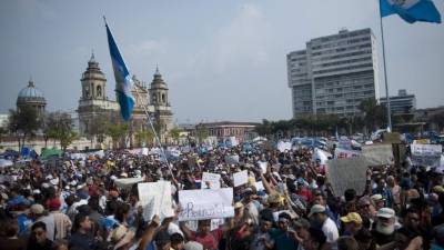 El gobierno de EUA aplaude la 'determinación' de los manifestantes contra la corrupción.