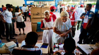 Los votantes que acudieron a ejercer el sufragio el domingo lo hicieron en completa normalidad.