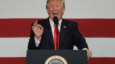 El presidente Trump hecha mano de lenguaje bélico en el tema de Corea del Norte; Jim Mattis le baja el tono.